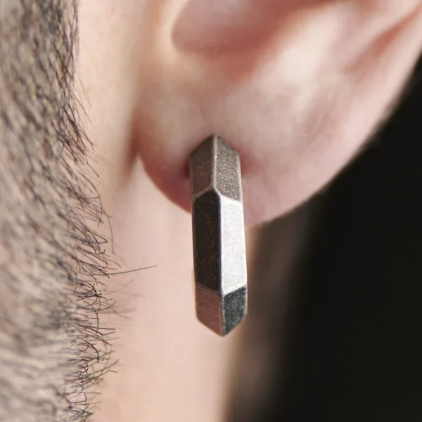 Moody Mason Boucle D’oreille Jax Crochet En Acier Gris Foncé Protections acheteurs 7
